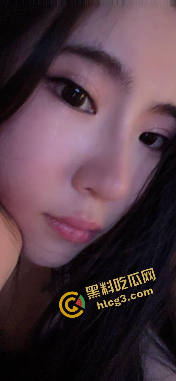 推特神似刘亦菲的反差母狗『草莓老师』超模S级身材尤物 高质量超长付费性爱大合集泄密流出!撸点满满 第3张 推特神似刘亦菲的反差母狗『草莓老师』超模S级身材尤物 高质量超长付费性爱大合集泄密流出!撸点满满 第3张