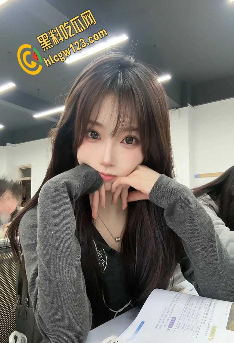 广西科技大学高颜值【陈曦】 , 渣男前男友曝光后入狂操,舔穴特写淫笑真是条母狗! 第1张 广西科技大学高颜值【陈曦】 , 渣男前男友曝光后入狂操,舔穴特写淫笑真是条母狗! 第1张