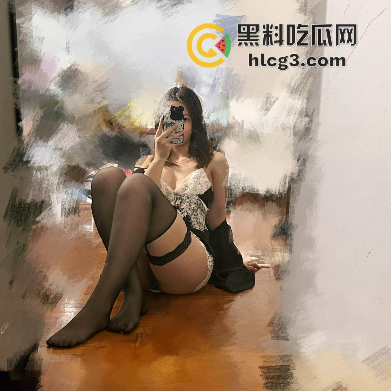 新加坡情侣网黄甜蜜又刺激！拍片吃生蚝补充体力，分享优雅的大奶博主性爱日常，高质量视频流出！  第14张