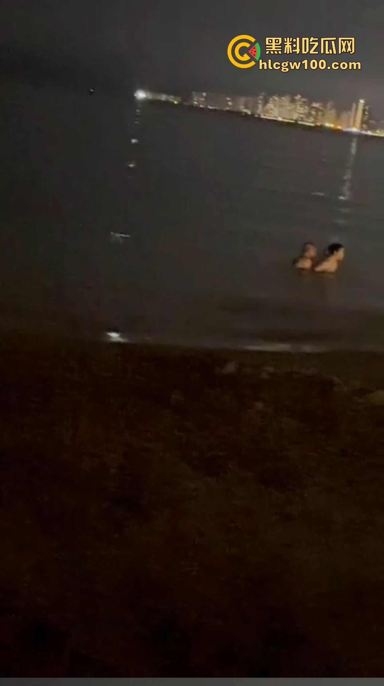 车震？户外？OUT了！没见过的打水炮玩法上线，骚得让人血压飙升，这都能玩出来？  第7张