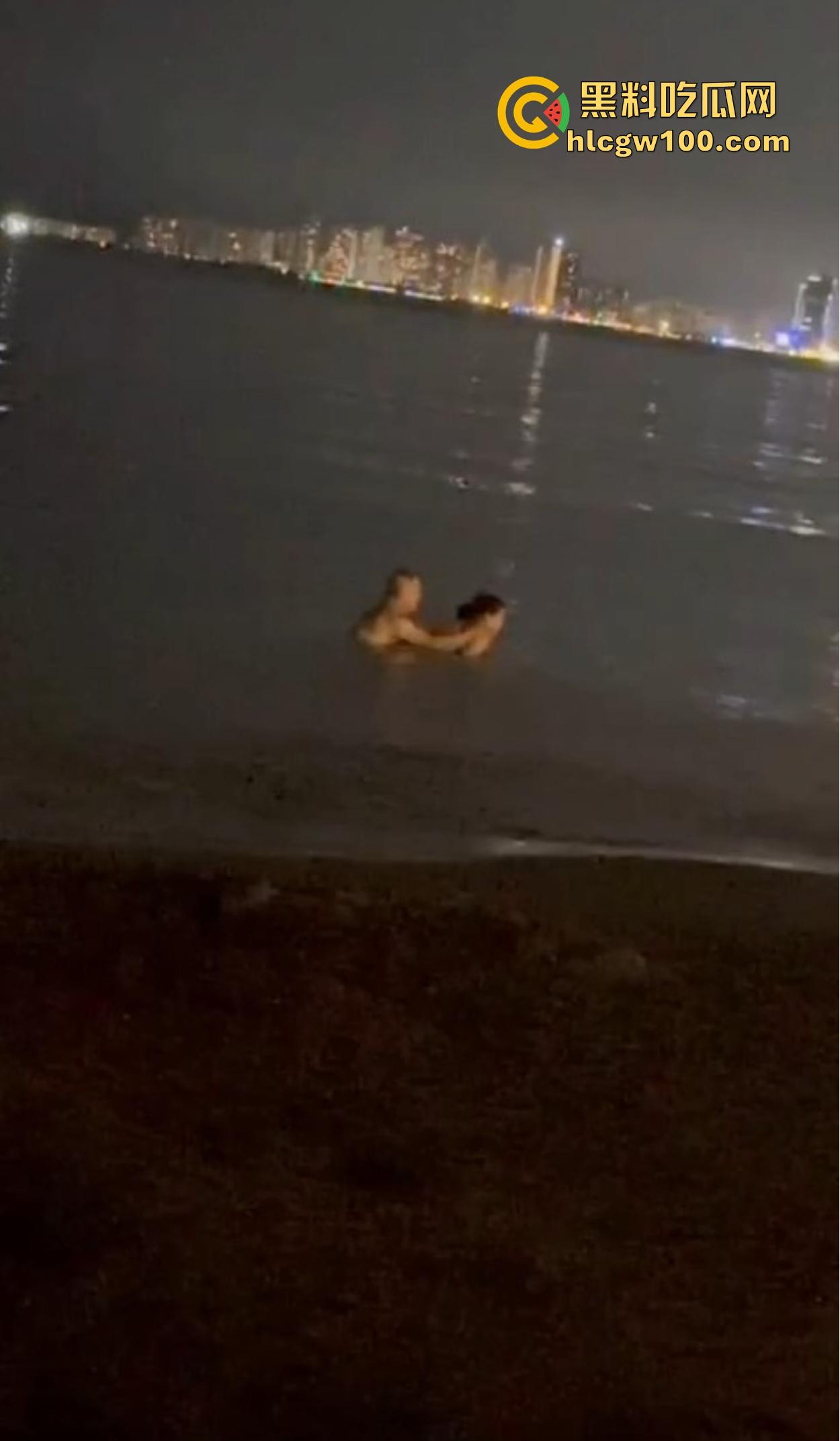 车震？户外？OUT了！没见过的打水炮玩法上线，骚得让人血压飙升，这都能玩出来？  第8张