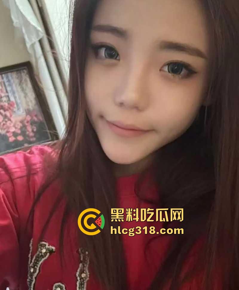 抖音网红【然后的然】直播PK为拉人气票竟现场脱衣服,全裸奶子小穴全露大放送,热心观众纷纷录屏! 第5张 抖音网红【然后的然】直播PK为拉人气票竟现场脱衣服,全裸奶子小穴全露大放送,热心观众纷纷录屏! 第5张