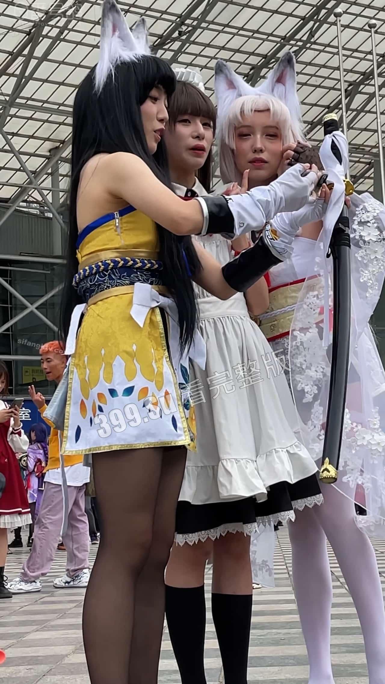 #抖音 #微博 #腥味猫罐 知名COSER腥味猫罐动漫节被偷拍裙底事件  第3张