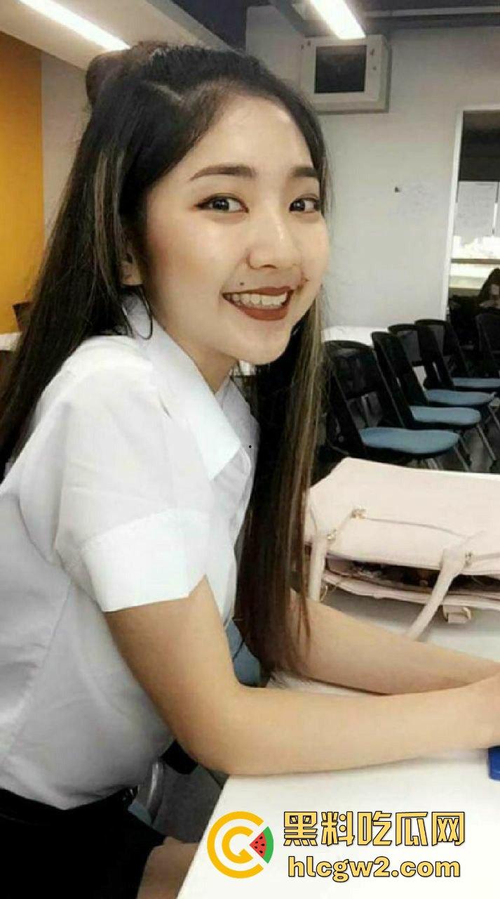 阿克苏金桥商场销冠养成记 销售新套路推销员『张若曦』下班吃鸡成交,业务能力不重要,手段够就行! 第1张 阿克苏金桥商场销冠养成记 销售新套路推销员『张若曦』下班吃鸡成交,业务能力不重要,手段够就行! 第1张