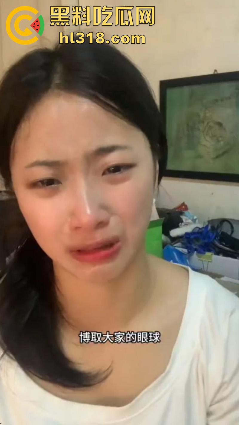 广东茂名化州擦边女被猥亵,穿性感吊带裙江边跳舞,被大叔发现直接上手摸臀猥亵,看来大爷憋不住了啊! 第3张 广东茂名化州擦边女被猥亵,穿性感吊带裙江边跳舞,被大叔发现直接上手摸臀猥亵,看来大爷憋不住了啊! 第3张