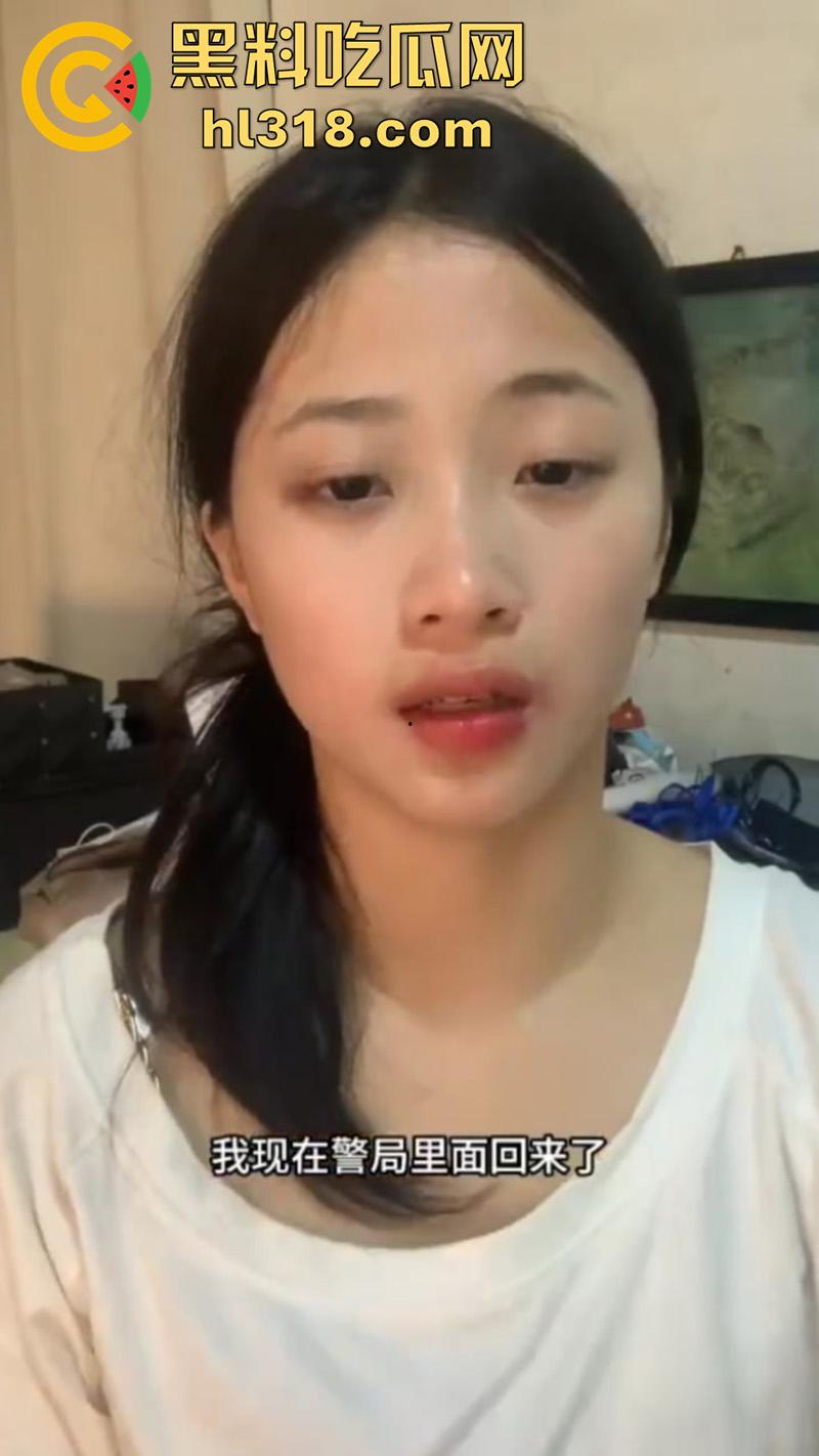 广东茂名化州擦边女被猥亵,穿性感吊带裙江边跳舞,被大叔发现直接上手摸臀猥亵,看来大爷憋不住了啊! 第4张 广东茂名化州擦边女被猥亵,穿性感吊带裙江边跳舞,被大叔发现直接上手摸臀猥亵,看来大爷憋不住了啊! 第4张