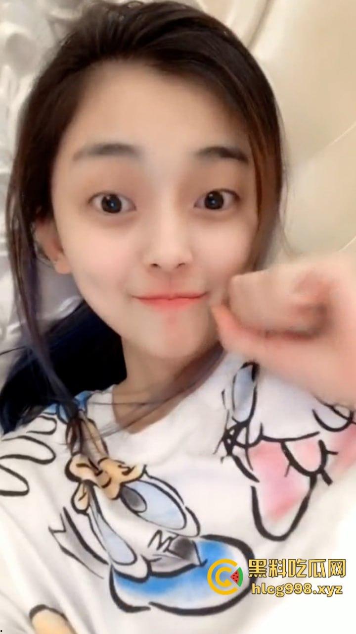 著名平面模特【薛柳欣】因赌博身败名裂后下海裸模赚钱 这么好的身体就该拿出来分享! 第4张 著名平面模特【薛柳欣】因赌博身败名裂后下海裸模赚钱 这么好的身体就该拿出来分享! 第4张