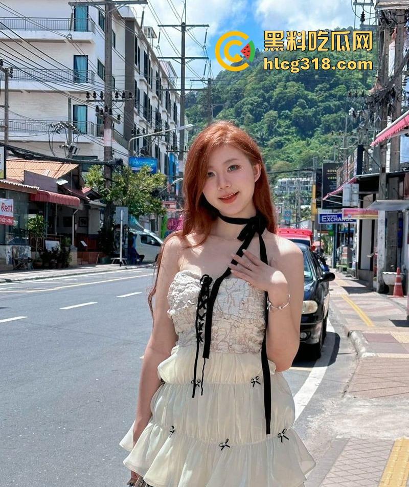 soul约炮红头发巨乳女大【林姿妍】性感尤物在线深喉口爆，女上位骑乘疯狂榨精视频流出！  第3张