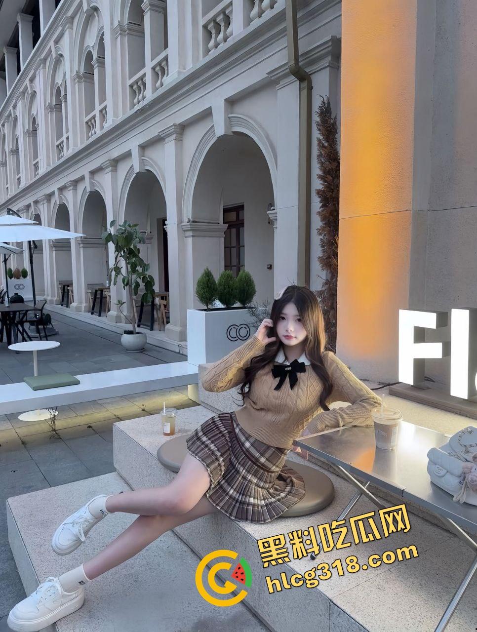 巨根男友无情肛爆小女友,女友屁眼首次被巨根捅爆,哭着喊疼又忍不住摇屁股,屁眼被捅开花还爽到晕厥! 第7张 巨根男友无情肛爆小女友,女友屁眼首次被巨根捅爆,哭着喊疼又忍不住摇屁股,屁眼被捅开花还爽到晕厥! 第7张