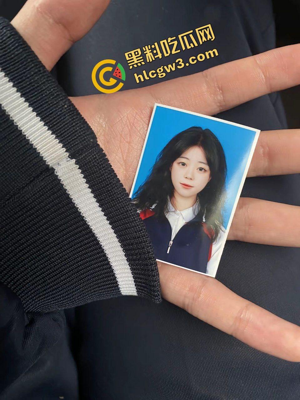 浙江汽车职业学院清纯反差嫩妹『袁舒涵』曼妙身姿全裸出镜 学长家后怼输出淫穴！原创独家流出！  第1张