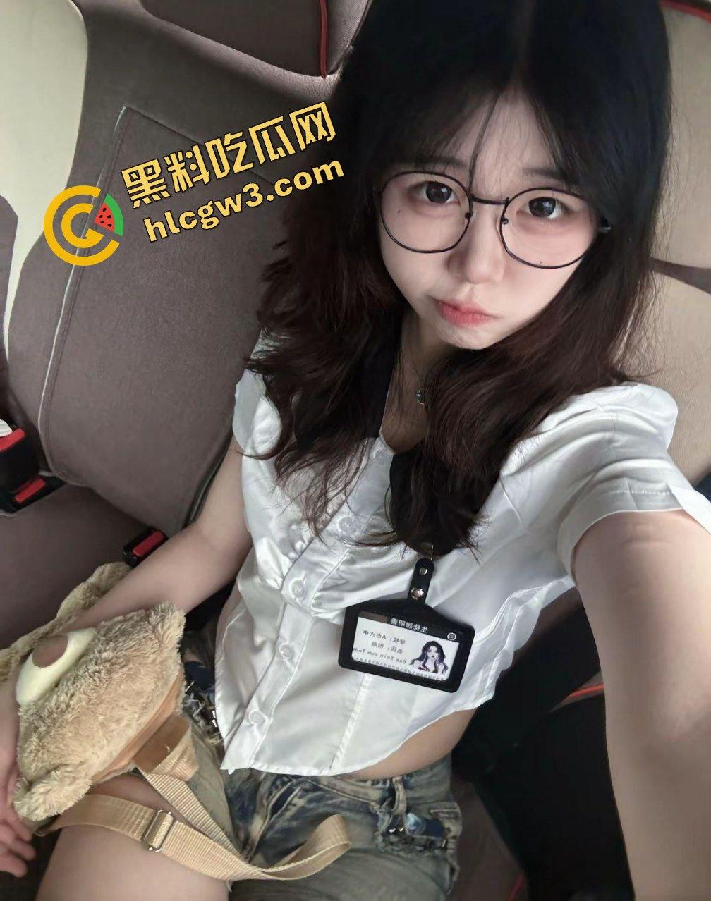 浙江汽车职业学院清纯反差嫩妹『袁舒涵』曼妙身姿全裸出镜 学长家后怼输出淫穴！原创独家流出！  第6张