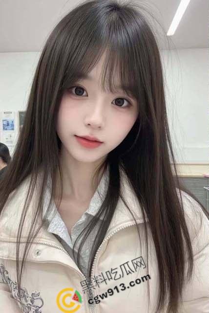 海角乱伦！妹妹的勾引，淫荡之夜：后入式的狂野与传教士式的温柔  第1张