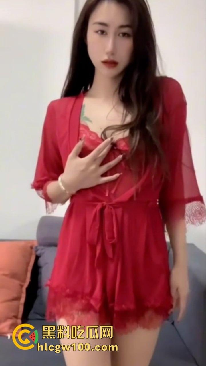 抖音清纯网红【填满日记】舞蹈学院御姐 情趣睡衣大玩假阳具 叫声骚到让人疯狂 第2张 抖音清纯网红【填满日记】舞蹈学院御姐 情趣睡衣大玩假阳具 叫声骚到让人疯狂 第2张