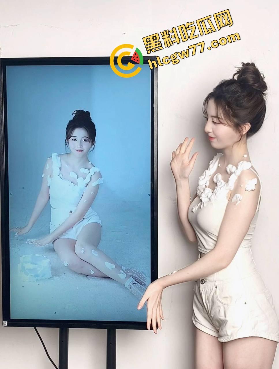 海角乱伦大神周末电竞酒店迷陷亲妹石榴裙，强吻抠抠坑偷偷拔套狂射粉逼，菊花被粗棒捅烂浪叫如狗！  第3张