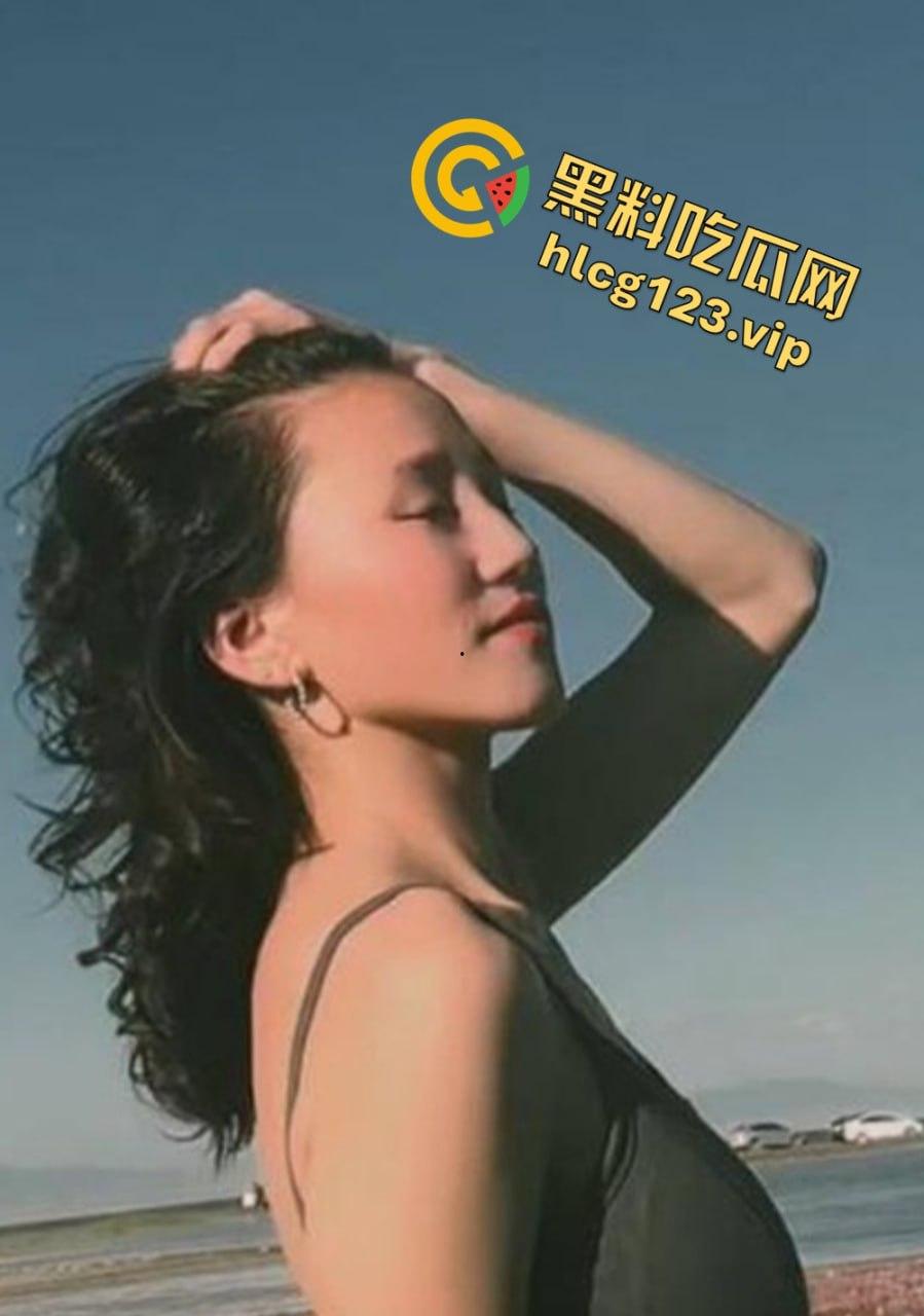 蒙古国友人酒后激情上演车震，少妇肥臀在车内被狂肏，视频曝光引发全网热议！  第3张