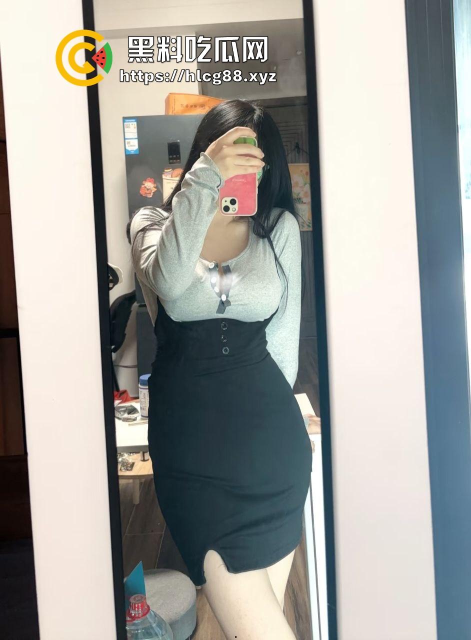 福建艺术学校清纯小太妹，高中就已是肉便器榨精小能手，酒店暴插嫩穴直冒白浆还不舍得拔出！  第3张