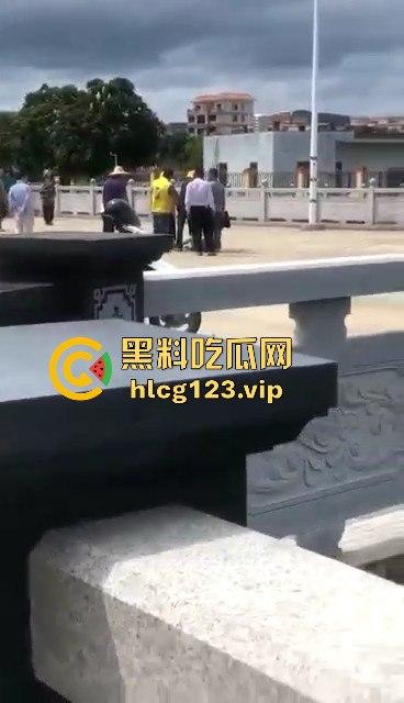 莲花公园惊现抛尸案！女尸泡得水肿，凶手太狠公园抛尸真是牛逼操作！  第2张