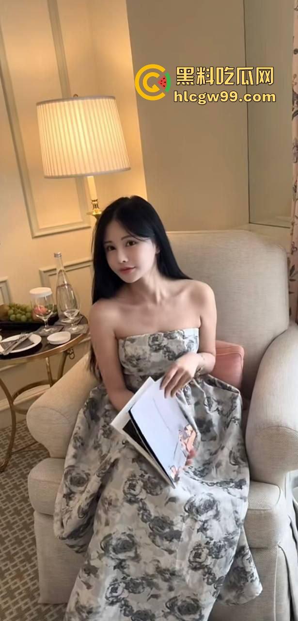 河南95后御姐【龙湘】美国UCR网红实为外围上岸婊，清纯包装藏不住骚逼贱货！  第7张