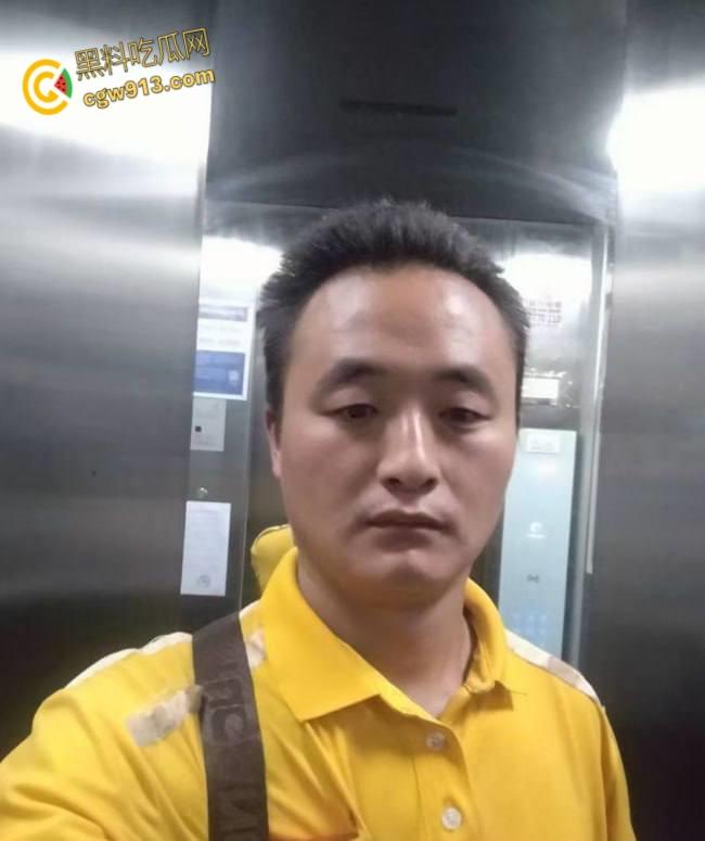 美团送餐快，白嫖更快！小妹怒曝美团大哥白嫖不给钱，拔了鸡巴不认账，聊天记录做爱视频外泄流出 ！  第5张