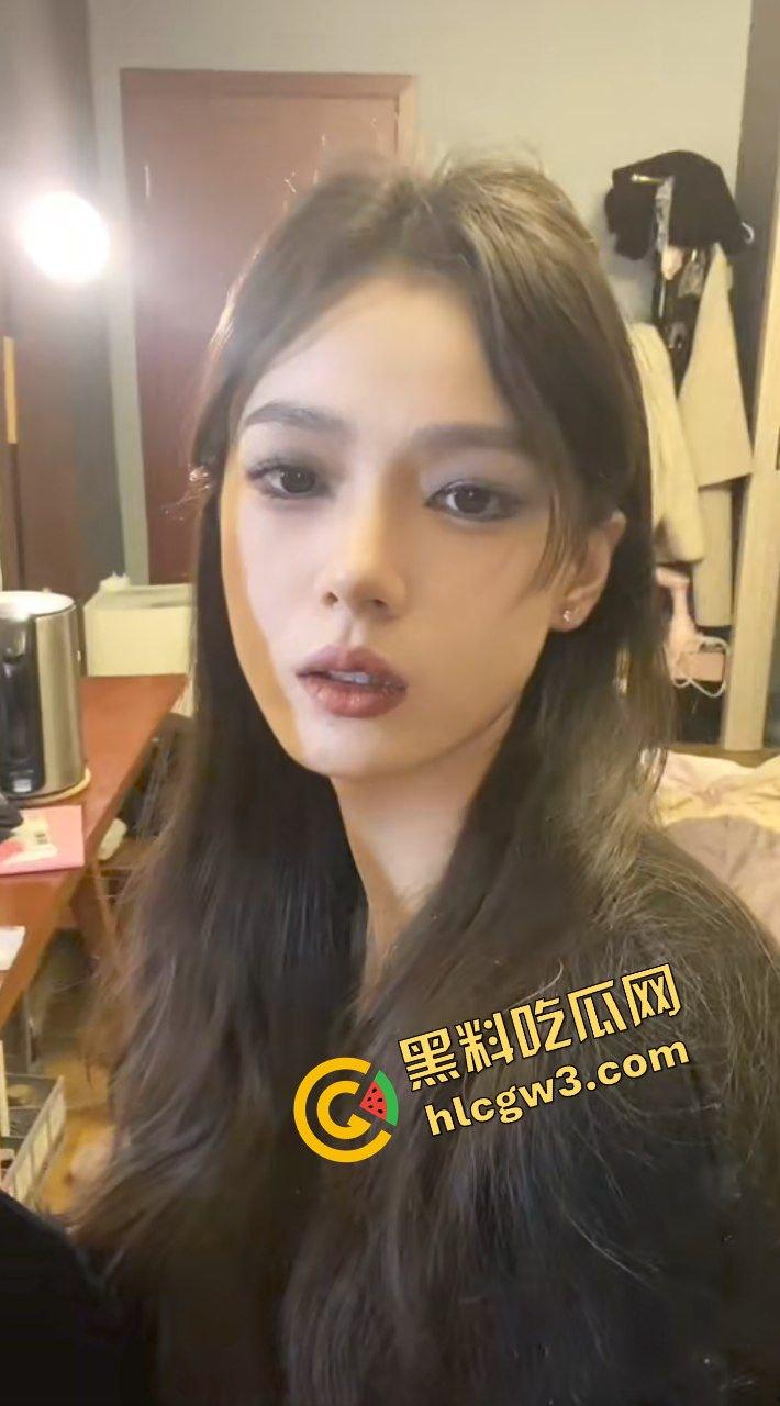 抖音极品御姐高级脸反差网红『贝西正』私下与榜上大哥开房猛怼！淫荡神情恍惚欠操！独家首创曝光！  第2张