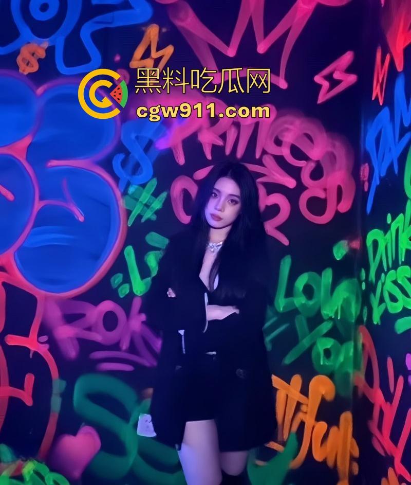 济南科技学大学情侣做爱视频流出，超高颜值极品身材小女友，情趣黑丝诱人，白嫩肥臀疯狂榨精，浪叫不断！  第2张