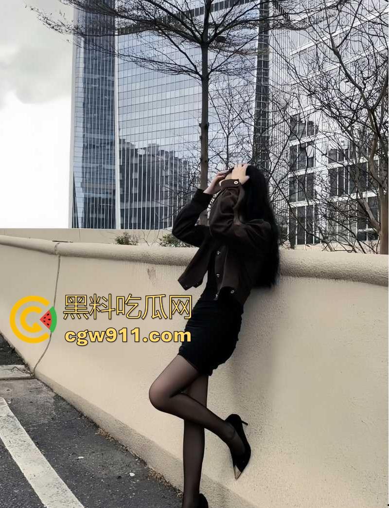 济南科技学大学情侣做爱视频流出，超高颜值极品身材小女友，情趣黑丝诱人，白嫩肥臀疯狂榨精，浪叫不断！  第4张