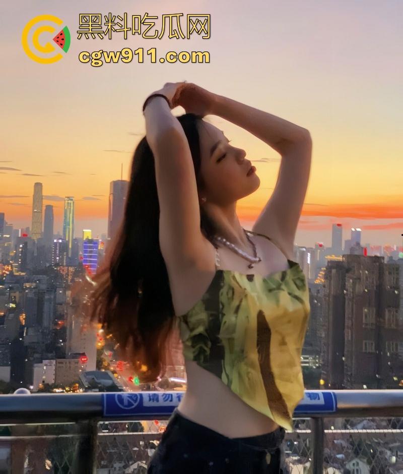 济南科技学大学情侣做爱视频流出，超高颜值极品身材小女友，情趣黑丝诱人，白嫩肥臀疯狂榨精，浪叫不断！  第5张