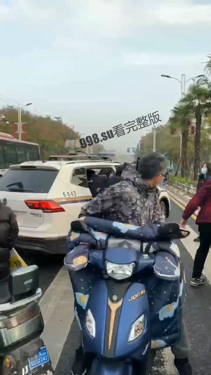 南京市浦口区实验中学学生跳楼事件  第3张