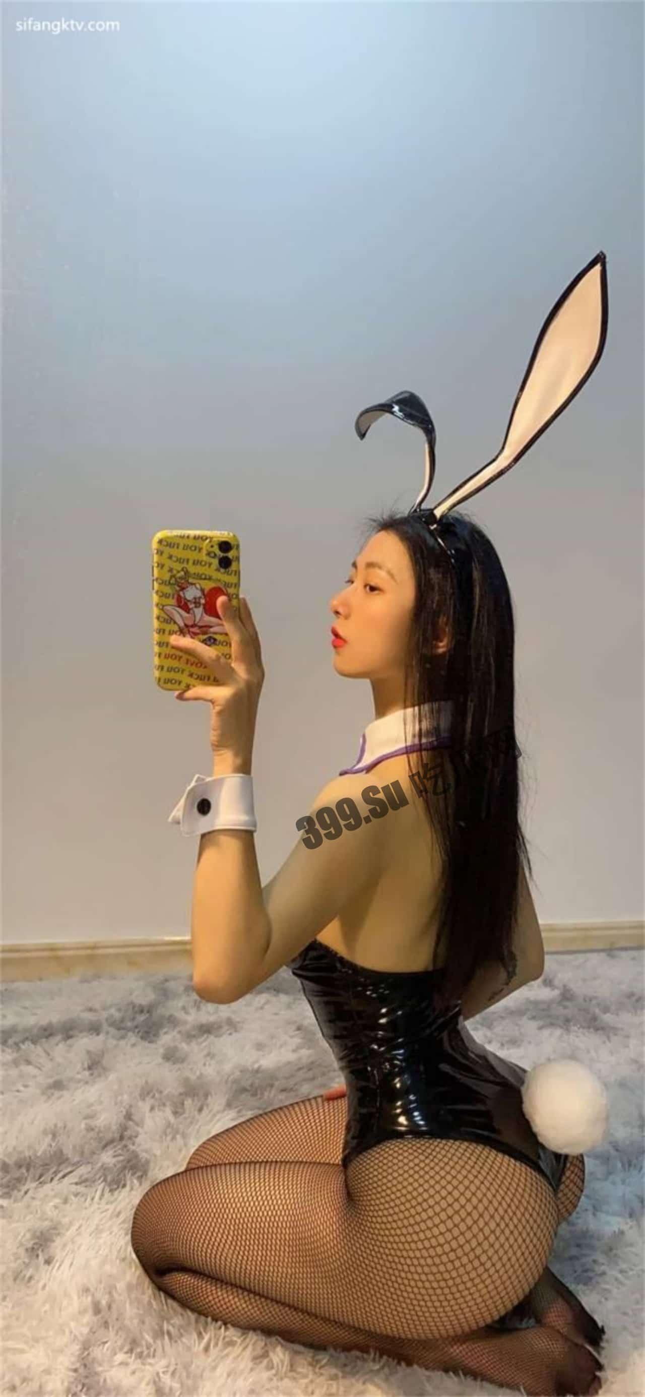 #抖音 #微密圈  80万粉丝 #俏妞 #蜜桃臀女神 美照视频集锦 第13张