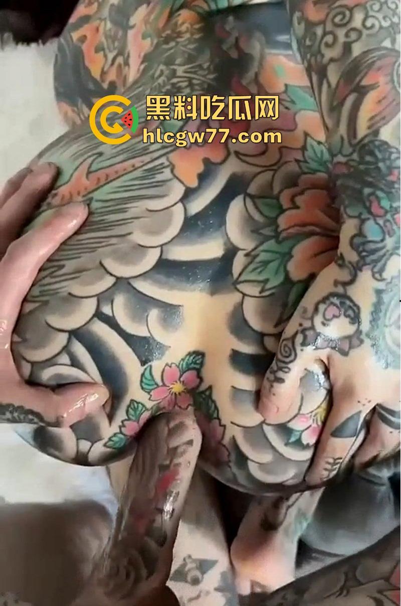 纹身男女激情性爱 极品身材肥臀纹身妹 被大屌男友爆操抽插 性爱自拍视频流出 第4张 纹身男女激情性爱 极品身材肥臀纹身妹 被大屌男友爆操抽插 性爱自拍视频流出 第4张