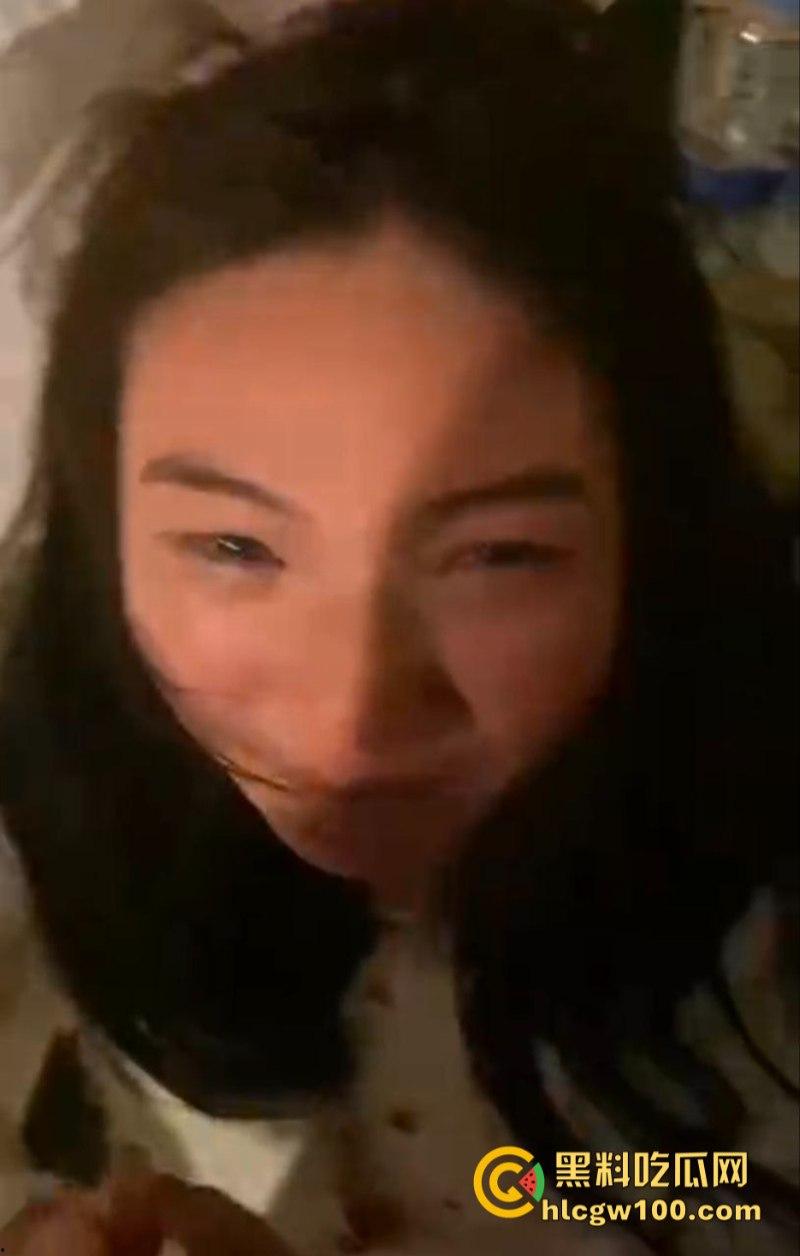 防火防盗防闺蜜 湖南小三惯犯【陈玉洁】纠缠闺蜜老公还免费送炮被捉奸在床 打成哭狗跪求原谅 第4张 防火防盗防闺蜜 湖南小三惯犯【陈玉洁】纠缠闺蜜老公还免费送炮被捉奸在床 打成哭狗跪求原谅 第4张