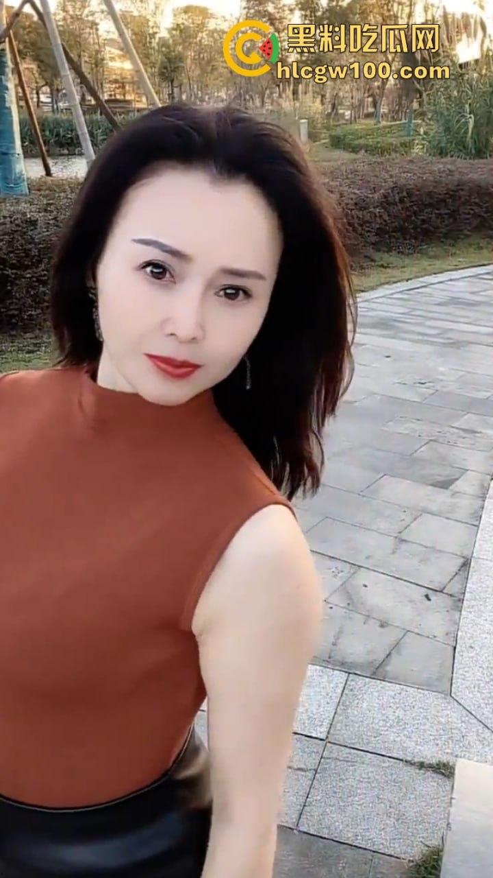 极品风韵少妇熟女【达琳】出轨门 抖音15万粉网红人妻瞒着富婆老公偷吃 对象竟是A8大佬  第3张