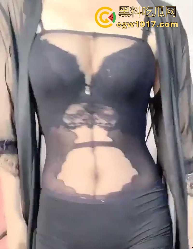 快手性感御姐网红【柠柠Smile】极品御姐暗藏媚骨，化身淫媚舞姬撩拨金主，咬唇自抚玩丝袜诱惑，真骚啊！  第9张