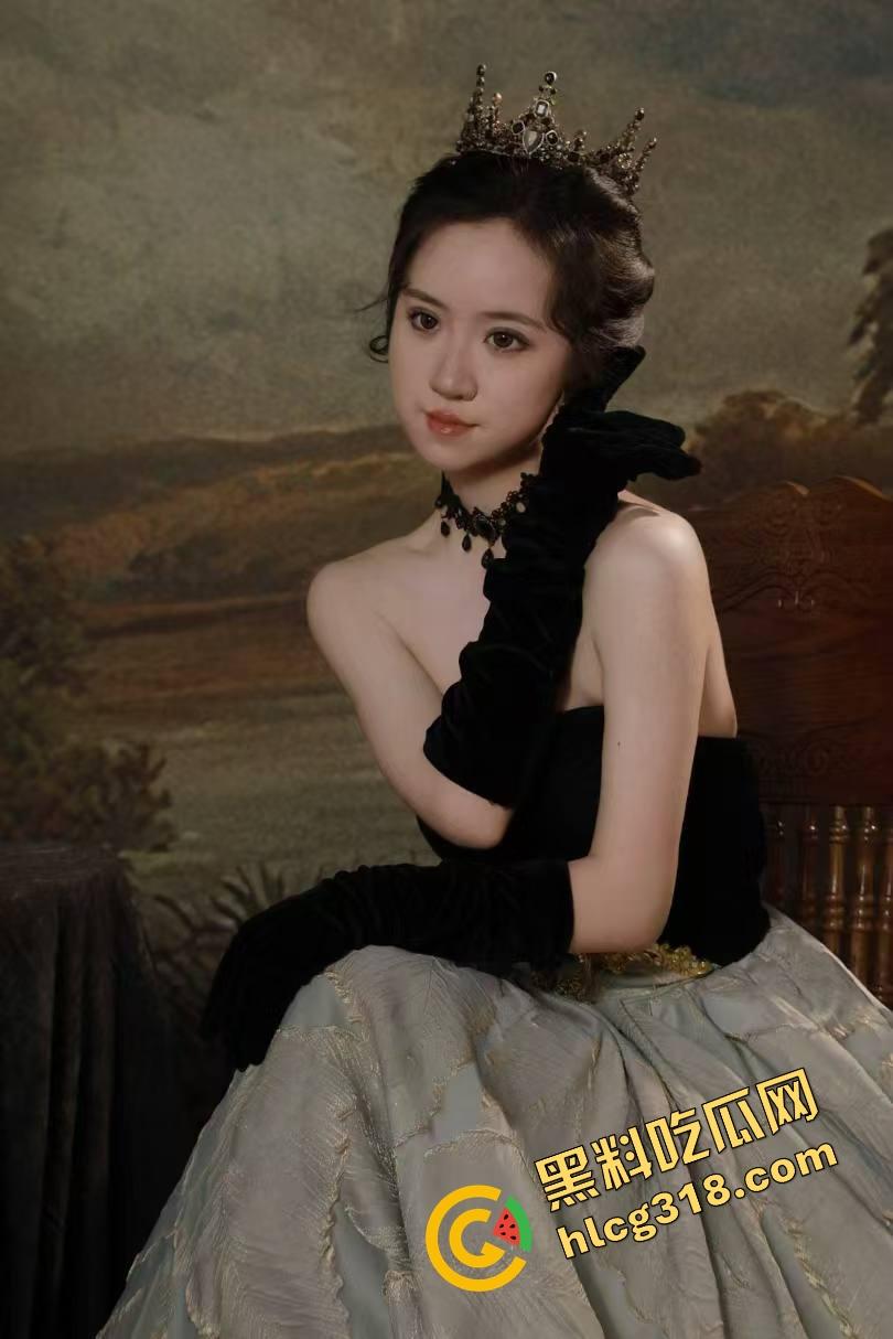 舔狗舔了三年舔成笑话,前女友『赵敏』装纯三年，嘴上说不想亲结果私下酒店含屌吞精！  第5张