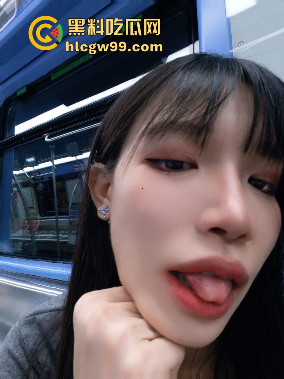 长春性奴母狗【苗苗】被曝光，微胖极品骚货被调教，多人凌辱群玩，舔脚喝尿吞精骚到爆！  第3张