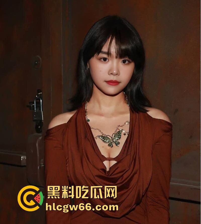 中国社会科学院研究生【杜若凝】再曝丑闻 男友怒揭软件裸聊约炮 饥渴身体含屌求操!  第3张