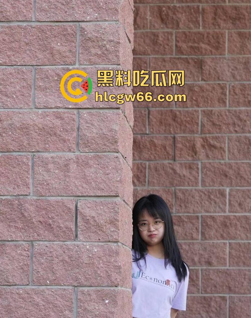 中国社会科学院研究生【杜若凝】再曝丑闻 男友怒揭软件裸聊约炮 饥渴身体含屌求操!  第4张