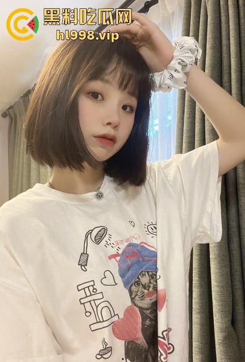 台南应用科技大学00后巨乳反差妹【赵宁】震撼泄密！眼罩手铐激情约啪，结果学长把她当野鸡玩！  第4张