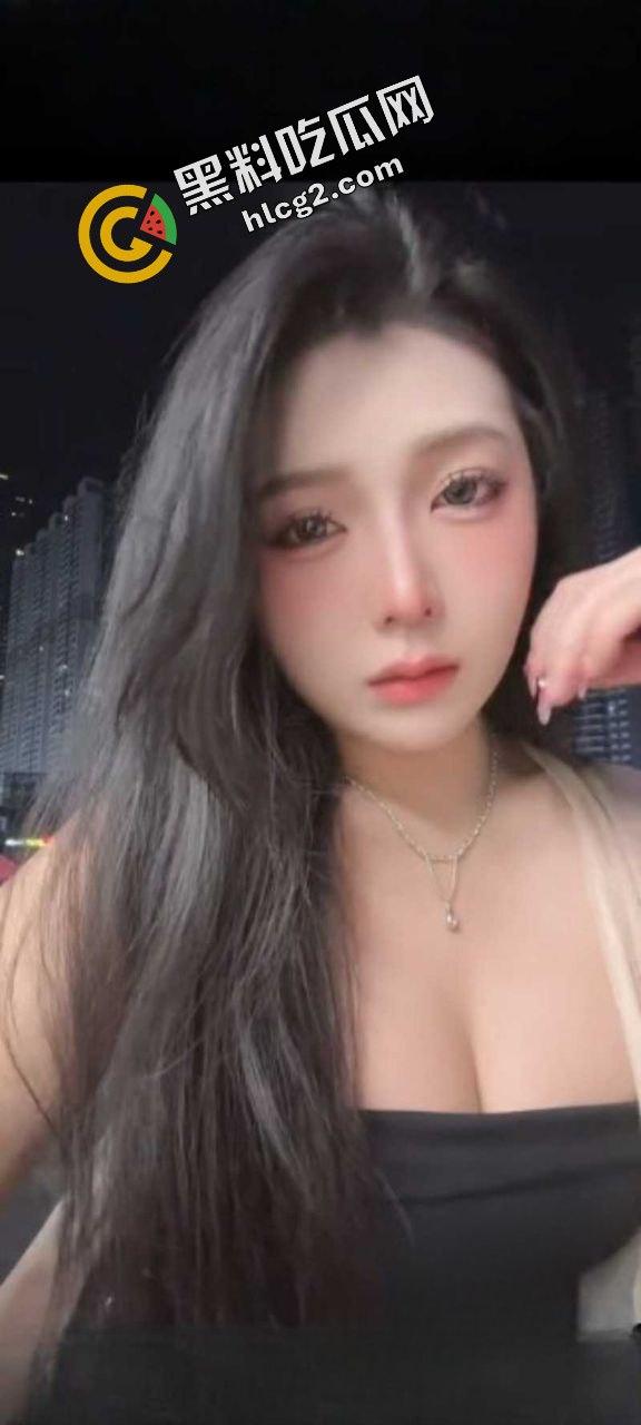 快手极品微胖身材丰满小网红『袁倩倩』与榜一帅哥约炮 露脸实锤 黑丝翘臀骑乘性爱视频流出! 第4张 快手极品微胖身材丰满小网红『袁倩倩』与榜一帅哥约炮 露脸实锤 黑丝翘臀骑乘性爱视频流出! 第4张