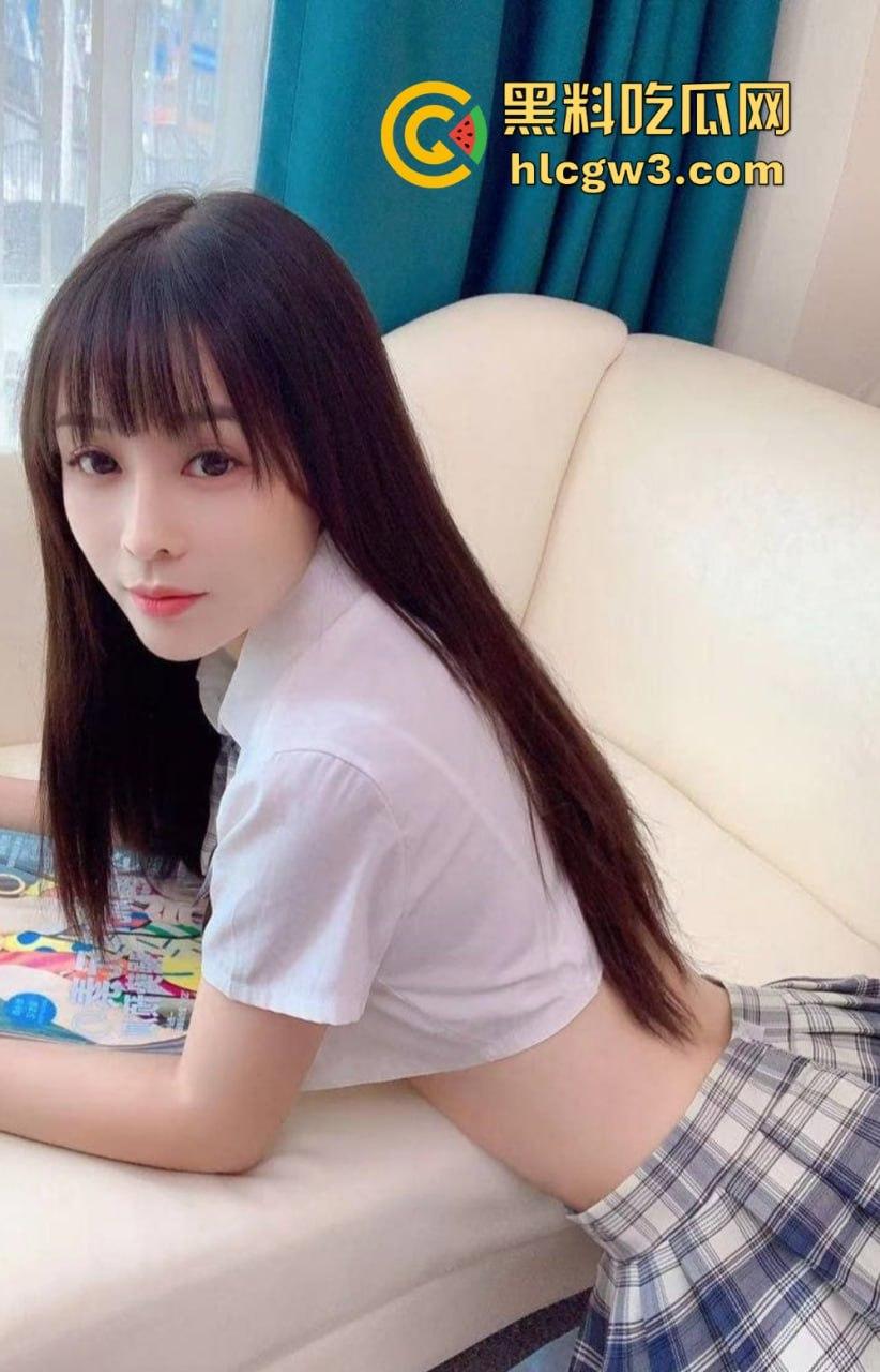 极品反差少女【凌薇】线下约啪金主爸爸多P全套性爱自拍疯传，清纯脸配骚浪身子，真他妈是反差婊中的极品！  第4张