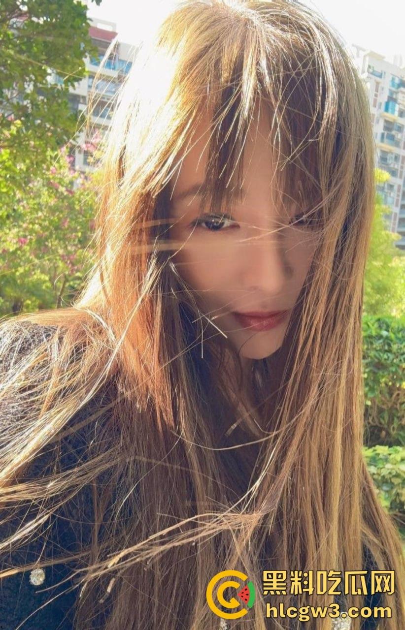 极品反差少女【凌薇】线下约啪金主爸爸多P全套性爱自拍疯传，清纯脸配骚浪身子，真他妈是反差婊中的极品！  第7张