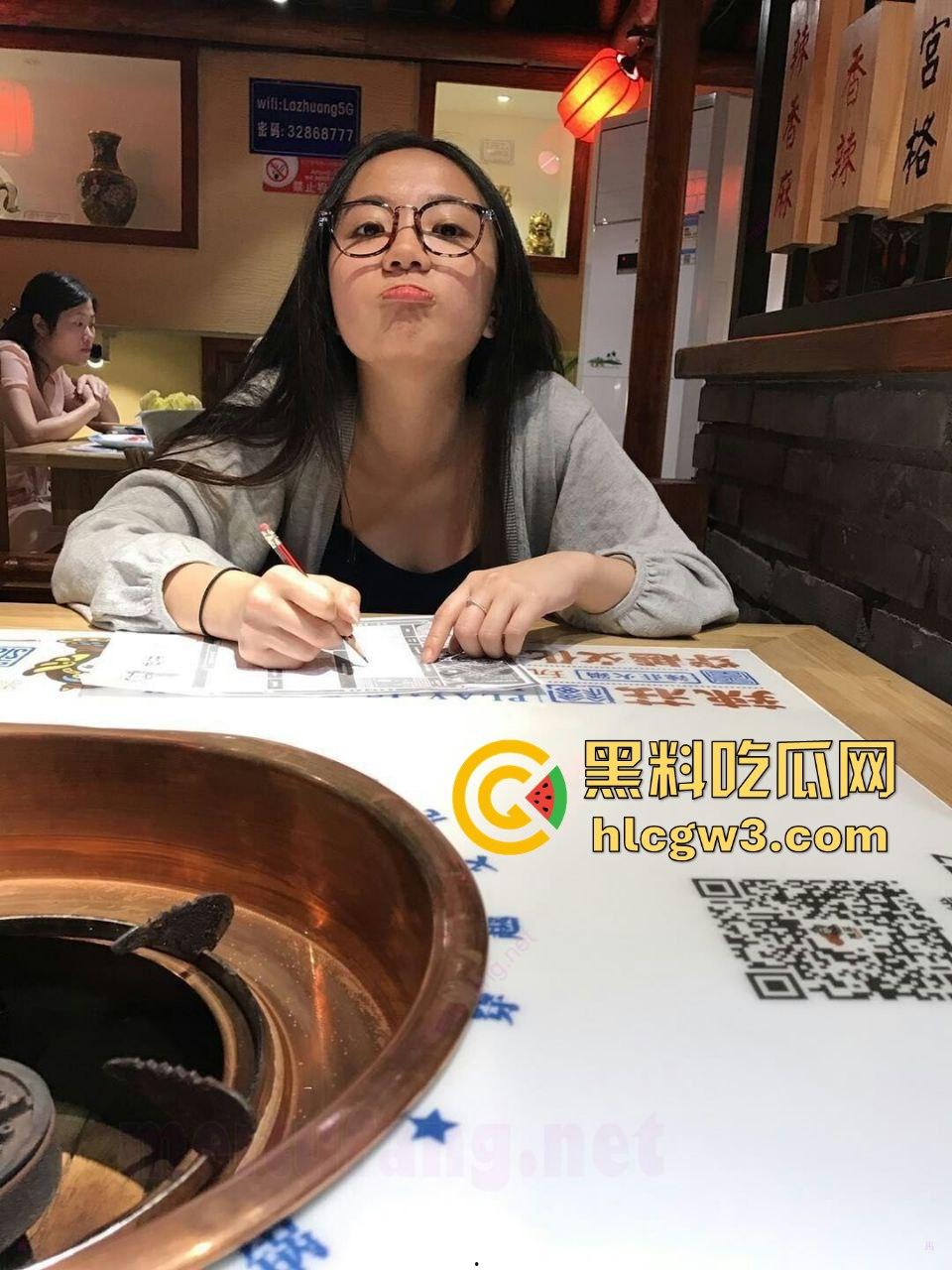 自贡幼儿园绿帽盛宴开幕  骚货小三趁原配出门躺她床上嗷嗷叫 床单湿成游泳池 原配怒爆视频全网疯传！ 第7张