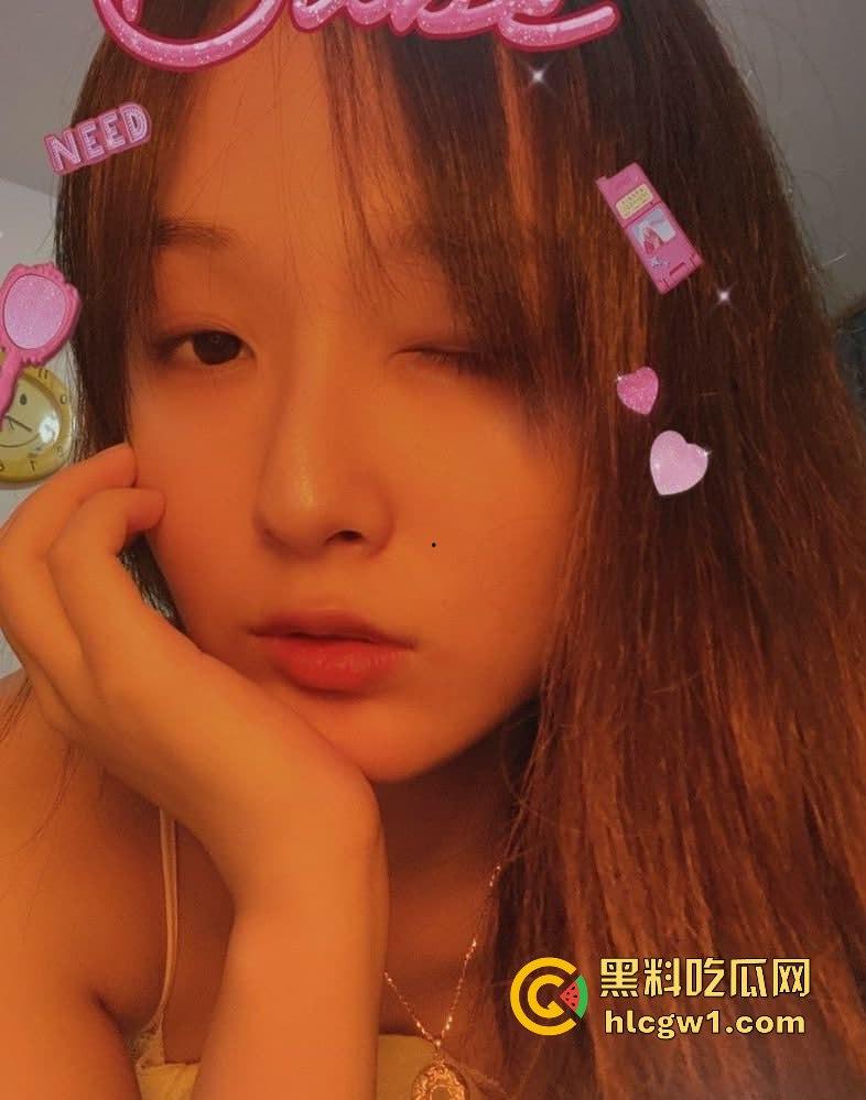 株洲清纯大学妹【李银圆】被男友拉进酒店爆操！视频流出，清纯外表背后骚得不行！  第2张