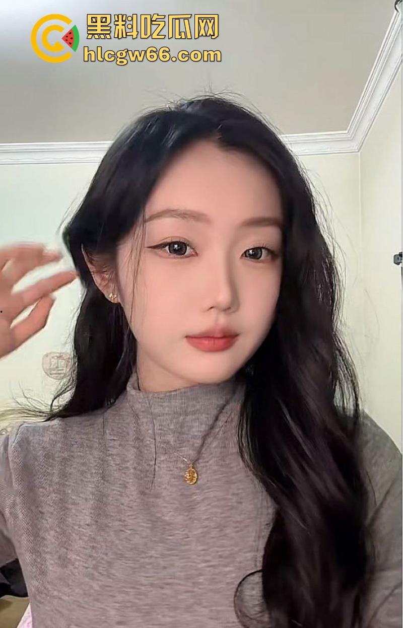 上海实习护士【葛欣怡】性爱视频曝光 极品身材尤物被操的满脸潮红 蜜穴灌满浓浓精液！  第9张