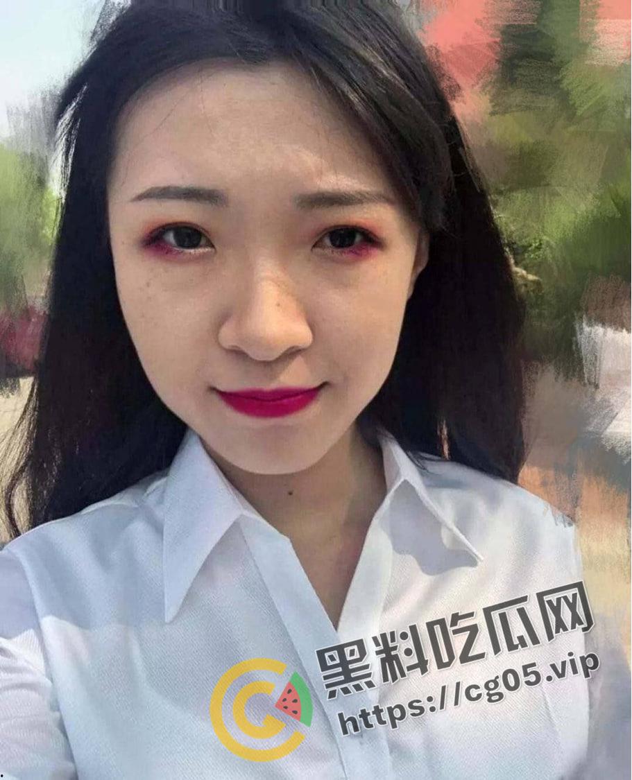 南京幼师反差婊  约出来吃饭后打炮竟然不愿意 老哥直接一巴掌 脸都打肿了 臭着脸被操哭 第4张