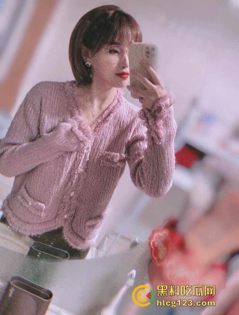 【白嫖探花】约炮27岁温婉白领HR 插进去立马就发骚 极品反差 百变大骚货  第1张