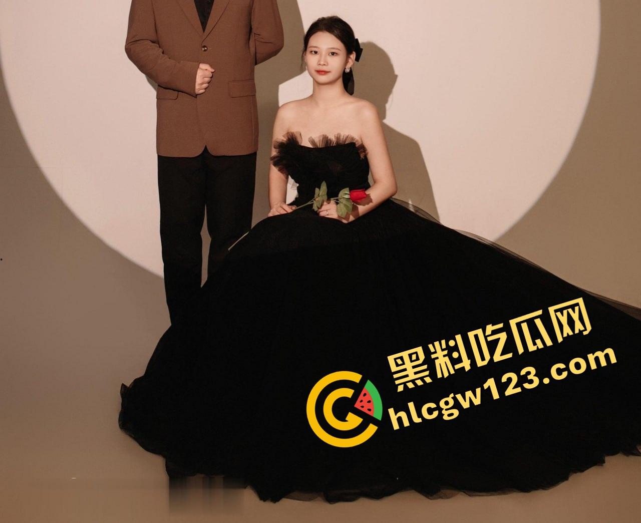 长沙『孙悦』结婚当天跟绿帽老公玩3P到天亮，婚纱白裙湿成奶油布丁，前男友肏完老公舔干！  第3张