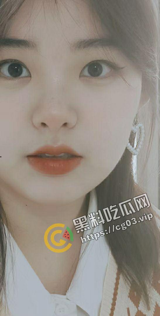 阜新财务 【张佳佳】大连财经学院毕业  脚踏三只船 恋情内出轨多人 喜欢发抠逼视频给多为男朋友 被流出 第3张