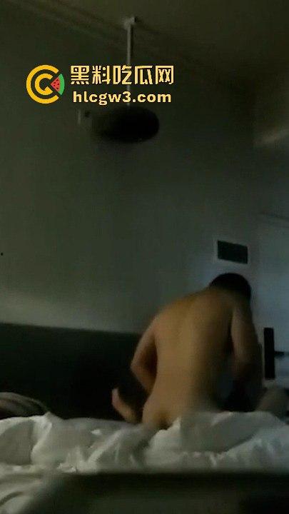 衡阳师范学院体育生 卢飒风 不靠撸只凭意淫就能射出浓浓精液 你这么强女朋友不得爽死啊！  第3张