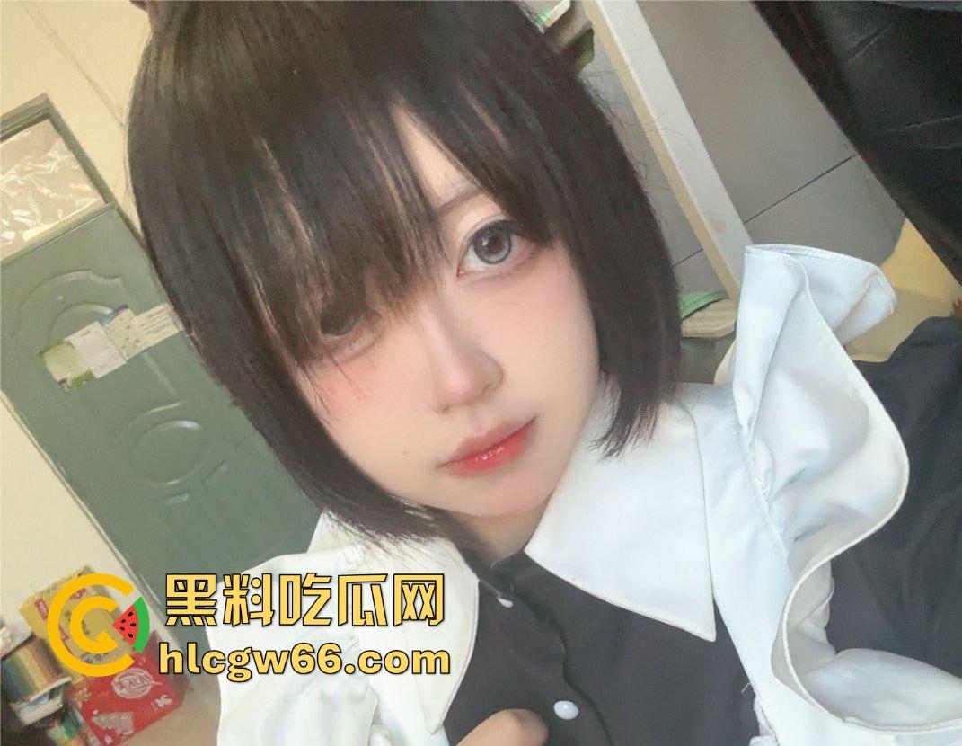 江苏无锡校园公交车【俞静雯】酷爱COS的骚母狗 天天被不同男人轮番内射 逼松得跟高速公路一样！  第3张